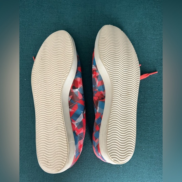 🧡💙🩵Reebok’s🧡💙🩵 - Picture 4 of 5